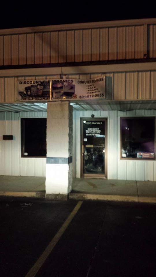 Discount Electronics storefront in Pine Bluff, Arkansas